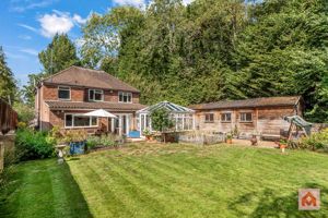 Photo 27- click for photo gallery